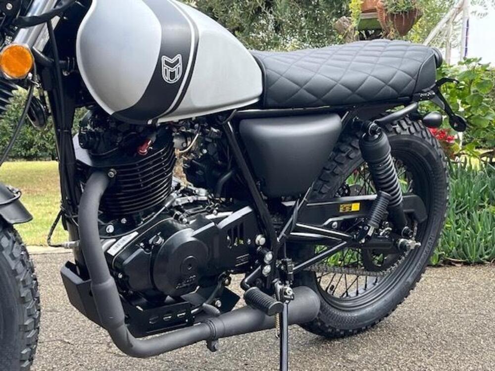 Mutt Motorcycles RS-13 250 (2021 - 25) (16)