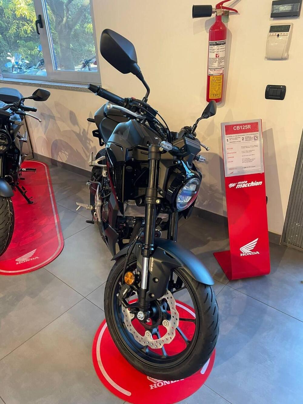 Honda CB 125 R (2021 - 23) (2)