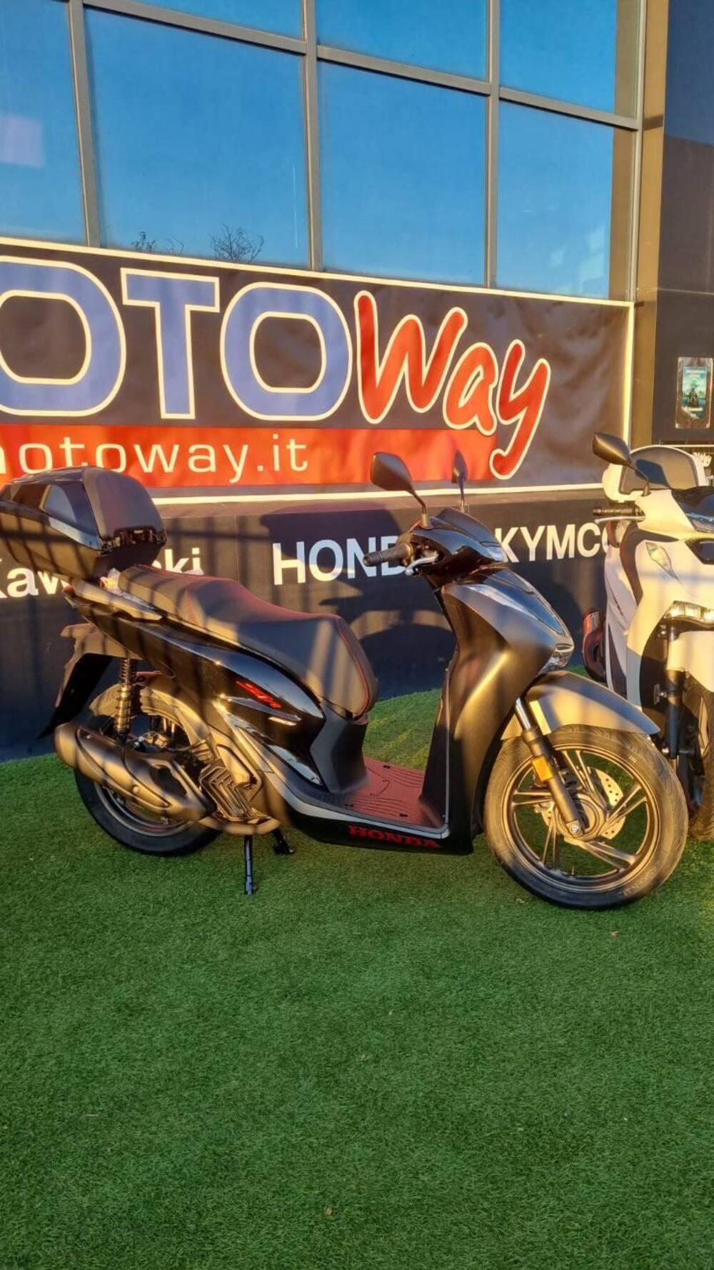 Honda SH 150i Sport (2022 - 23) (4)