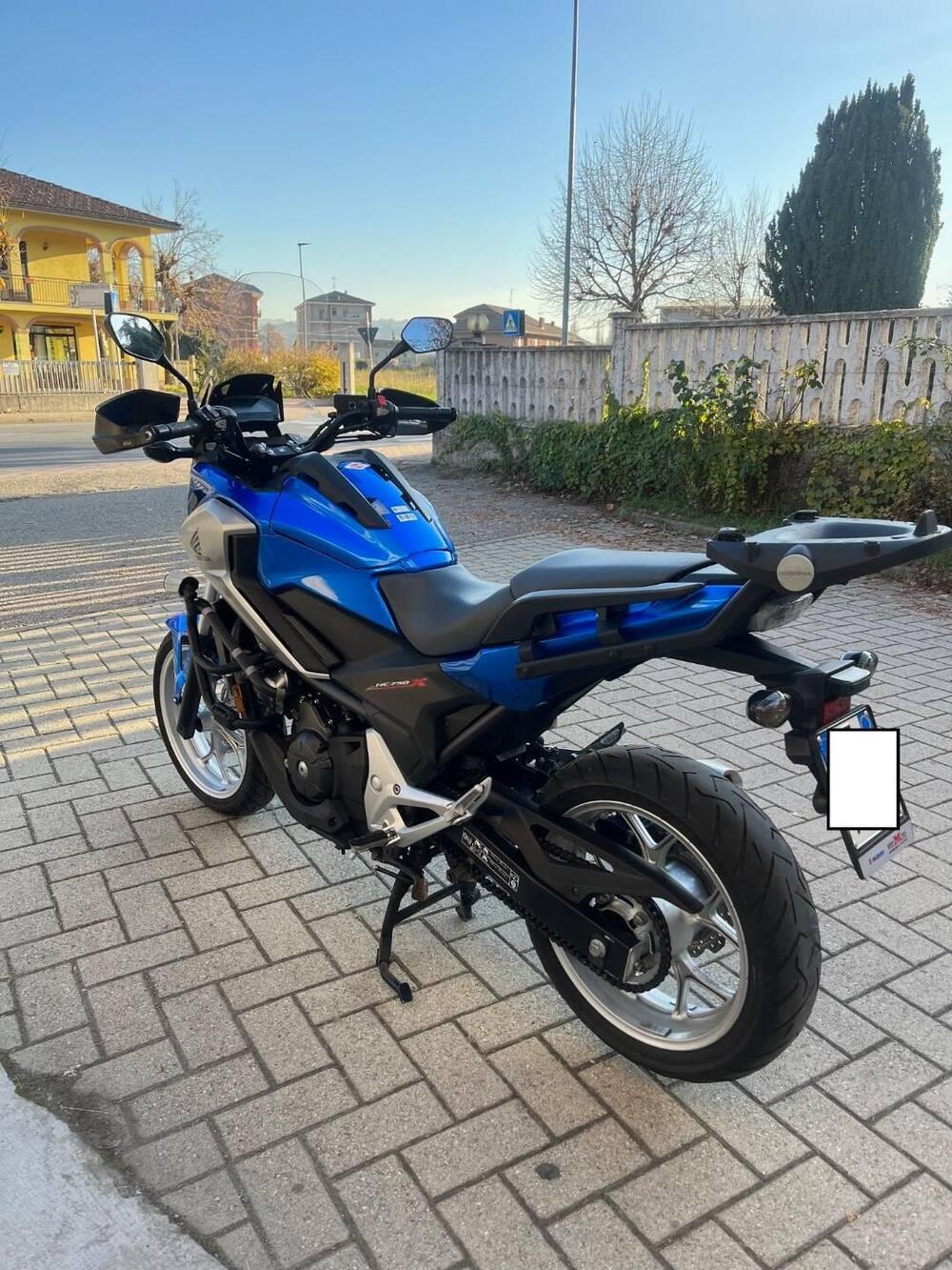 Honda NC 750 X DCT ABS (2016 -17) (4)