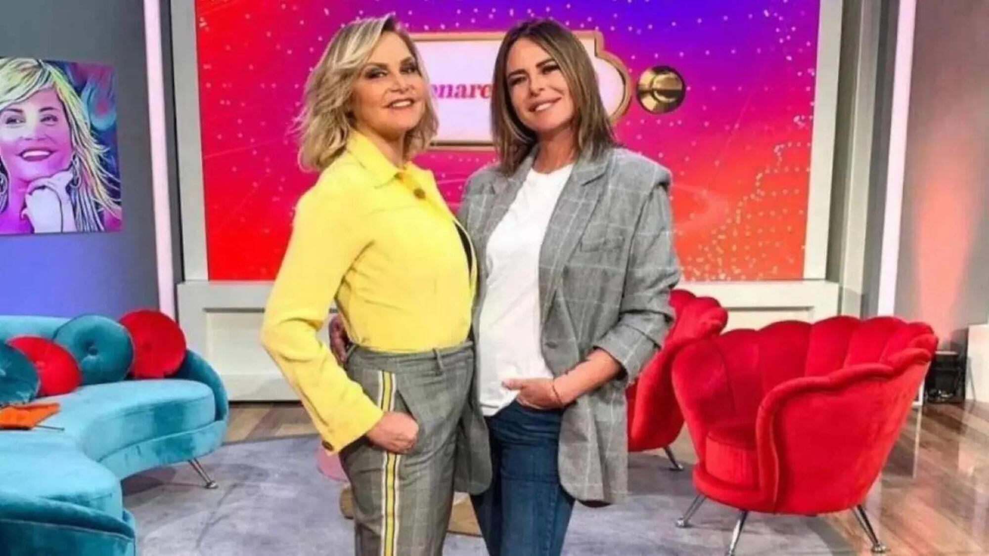 Simona Ventura e Paola Perego a Citofonare Rai2