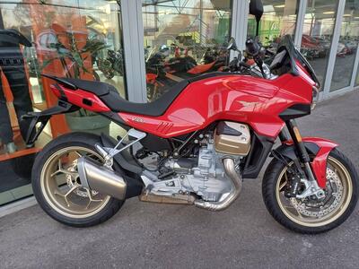 Moto Guzzi V100 Mandello (2022 - 24) nuova