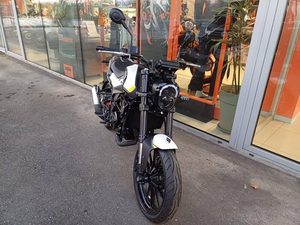 Benelli Leoncino 250 (2021 - 25) (2)