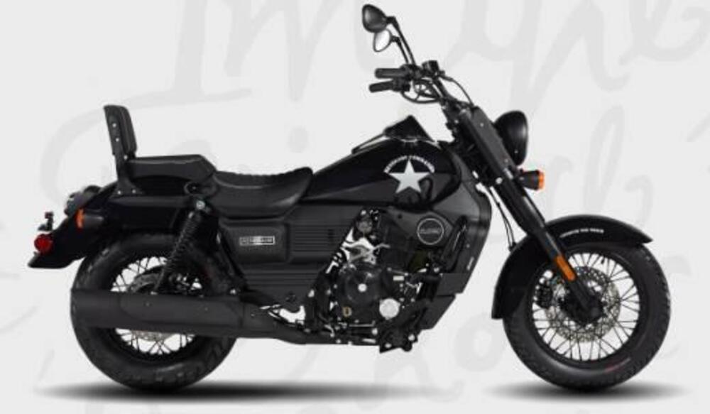 Um Italia Renegade Commando 300 (2023 - 24) (6)