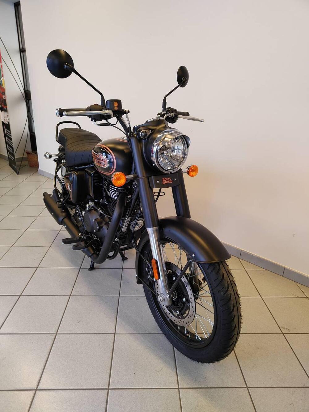 Royal Enfield Bullet 350 (2024 - 26) (4)