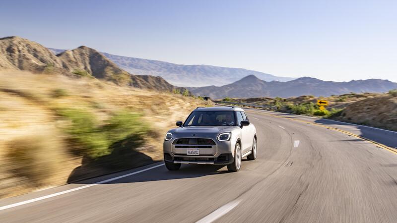 MINI Countryman S ALL4: Versatilit&agrave;, Performances e Tecnologia al Top