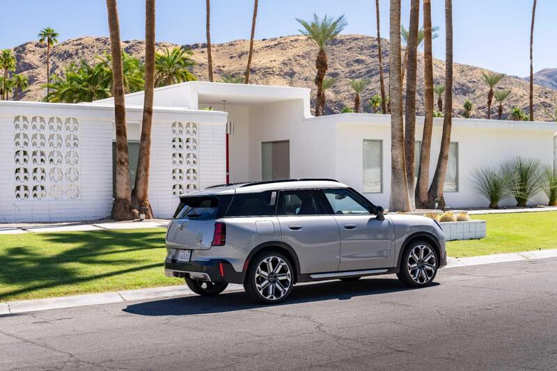 MINI Countryman S ALL4: Versatilit&agrave;, Performances e Tecnologia al Top