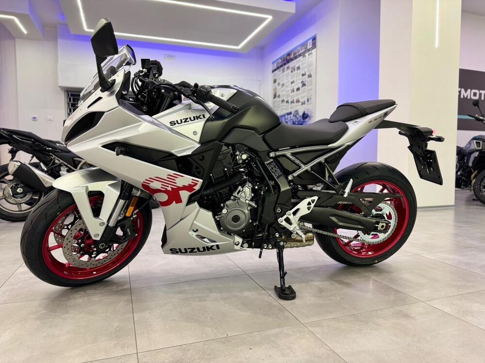 Suzuki GSX-8R (2024 - 25) (5)