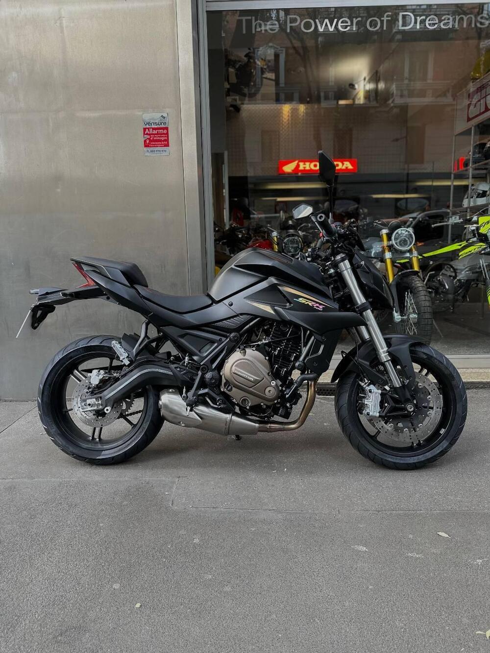 QJ Motor SRK 700 (2023 - 25) (9)