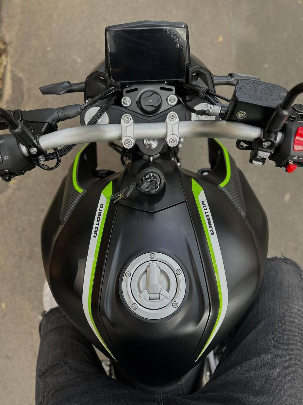 QJ Motor SRK 125 S (2023 - 24) (11)