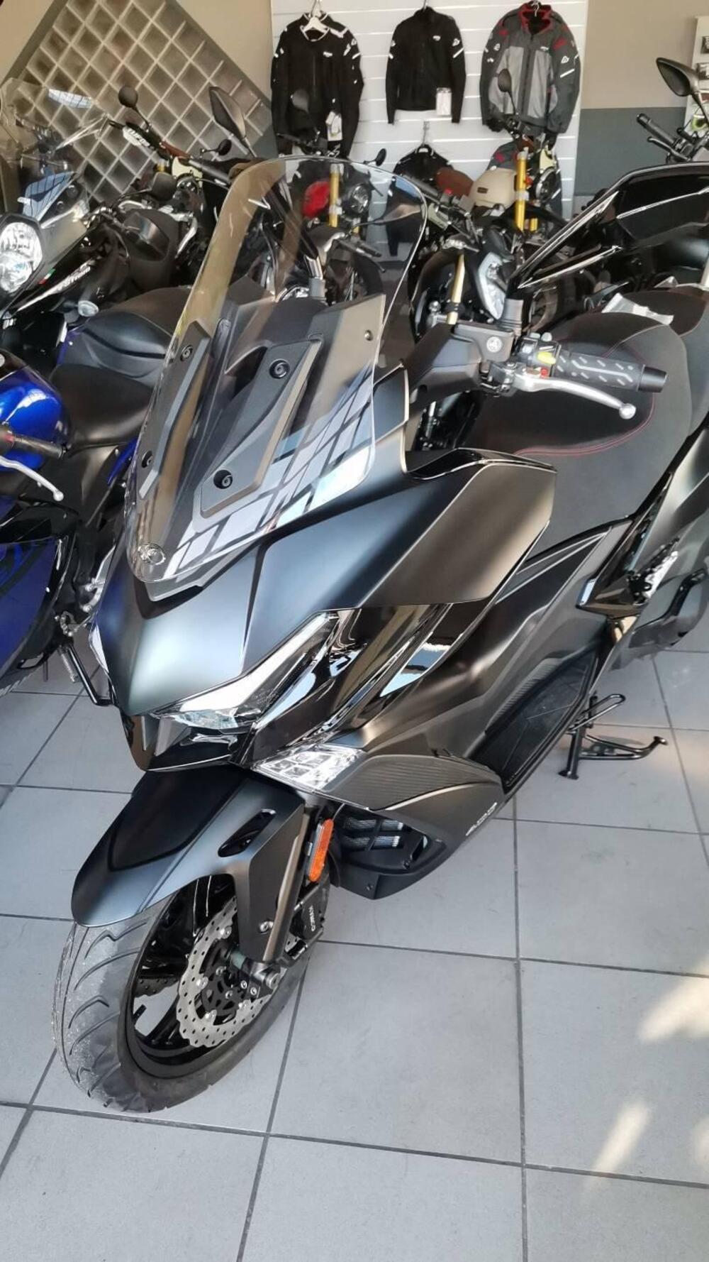 Kymco Xciting VS 400i (2023 - 25) (2)