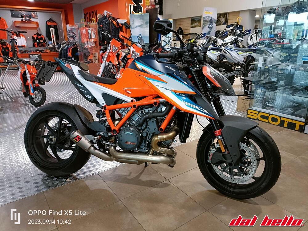 KTM 1290 Super Duke RR (2021)