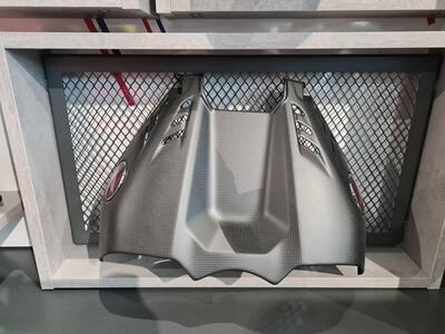 COVER AIRBOX IN CARBONIO Honda