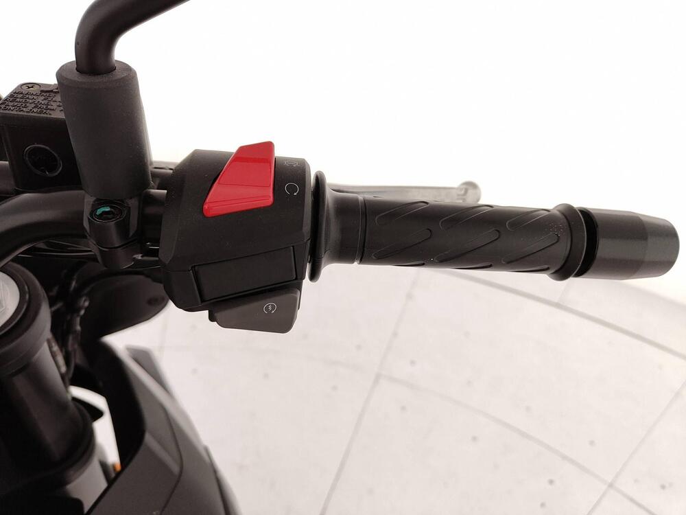 Aprilia Tuono 125 (2021 - 24) (9)