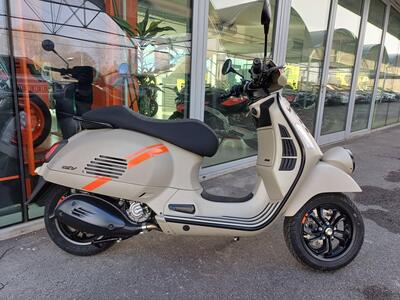 Vespa GTV 300 Hpe (2023 - 25) nuova