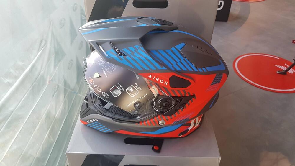 CASCO AIROH COMMANDER 2023