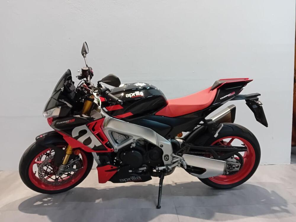 Aprilia Tuono V4 Factory (2021 - 24) (2)
