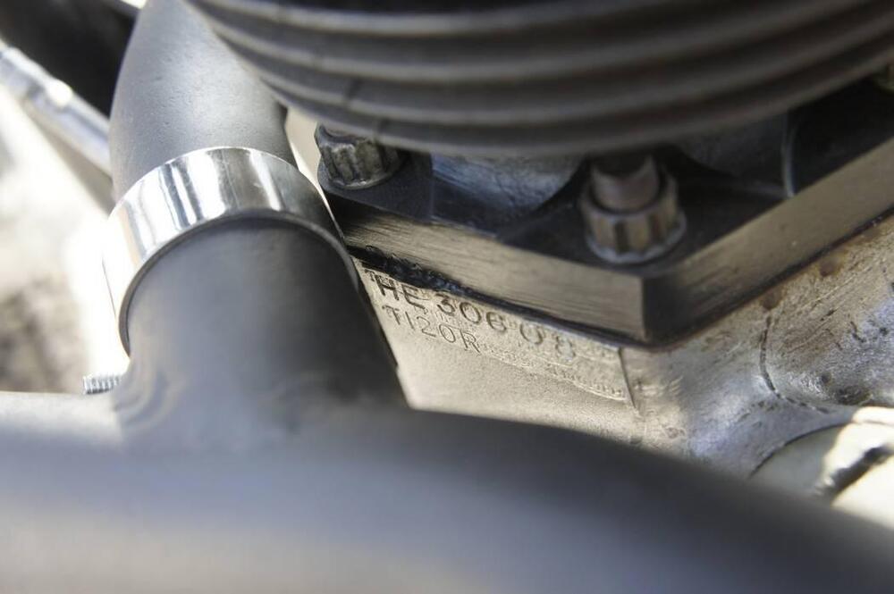 Triumph Bonneville T 120 R (8)