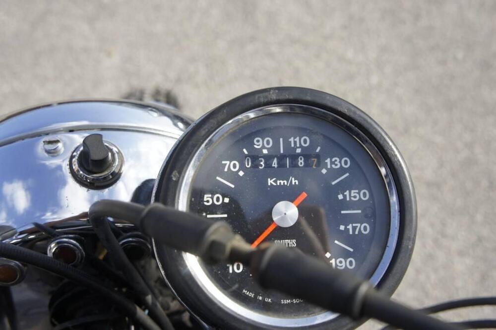 Triumph Bonneville T 120 R (10)