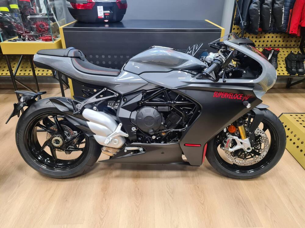 MV Agusta Superveloce 800 (2021 - 25)