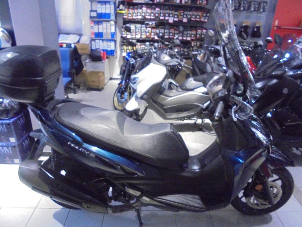 Kymco Agility 300i (2021 - 25) (3)