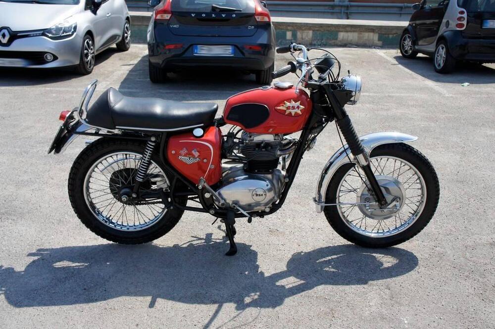 Bsa BSA A65 THUNDERBOLT SCRAMBLER  (4)