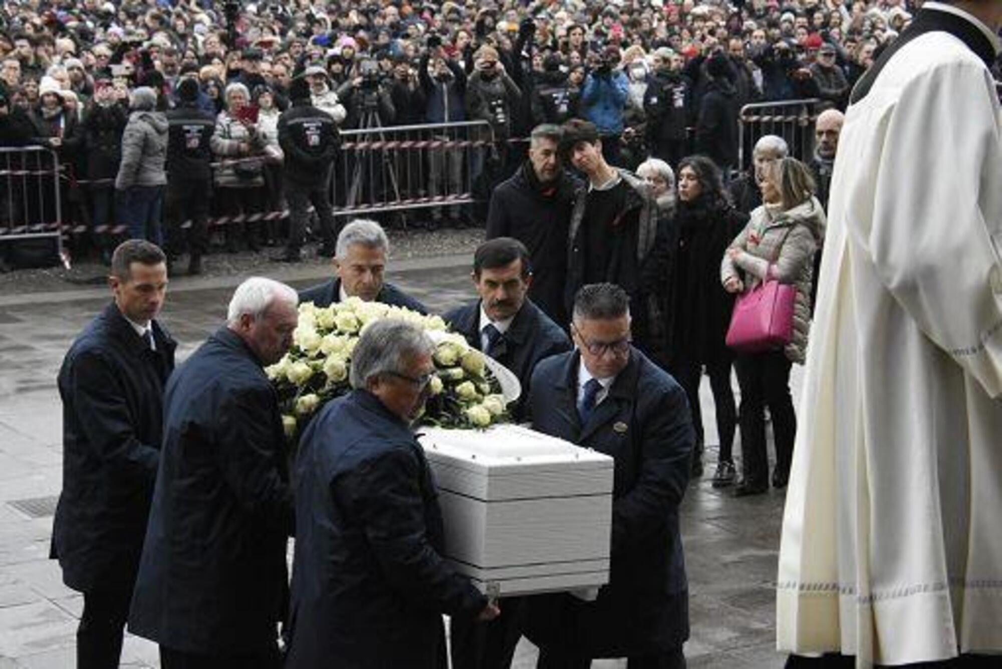 Migliaia ai funerali di Giulia Cecchettin 