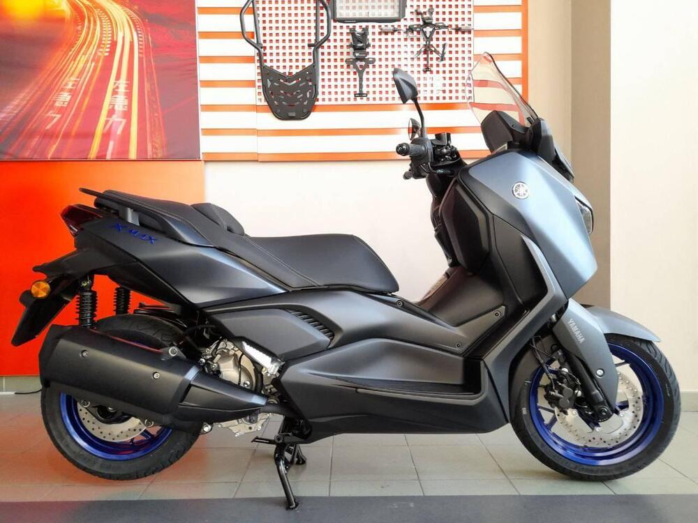 Yamaha X-Max 300 (2021 - 24) (4)