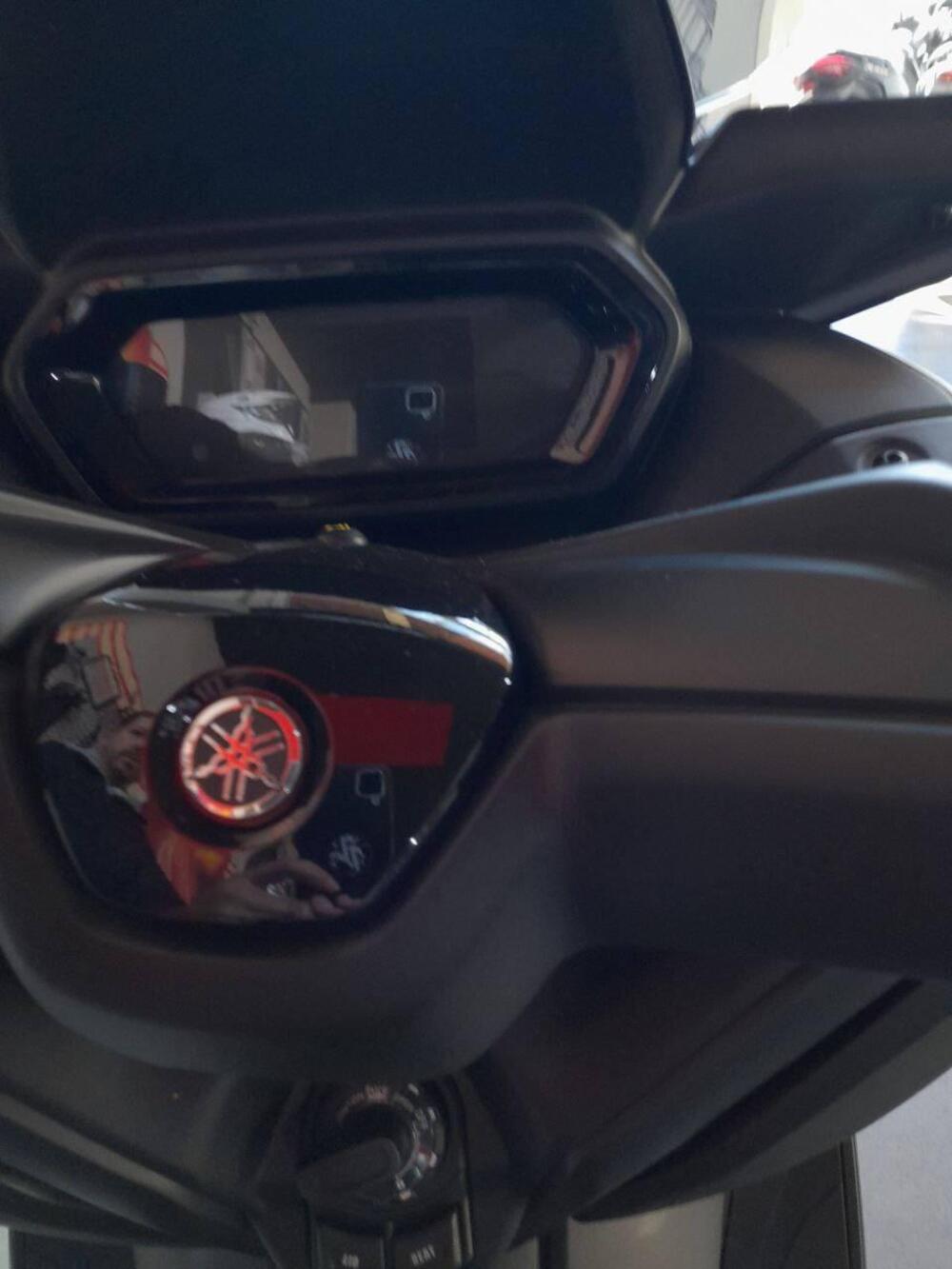 Yamaha X-Max 300 (2021 - 24) (6)