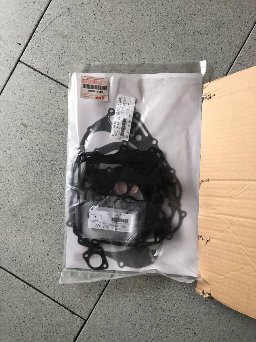 RICAMBI MOTORE NUOVI E USATI SV 650 AD INIEZIONE Suzuki (3)