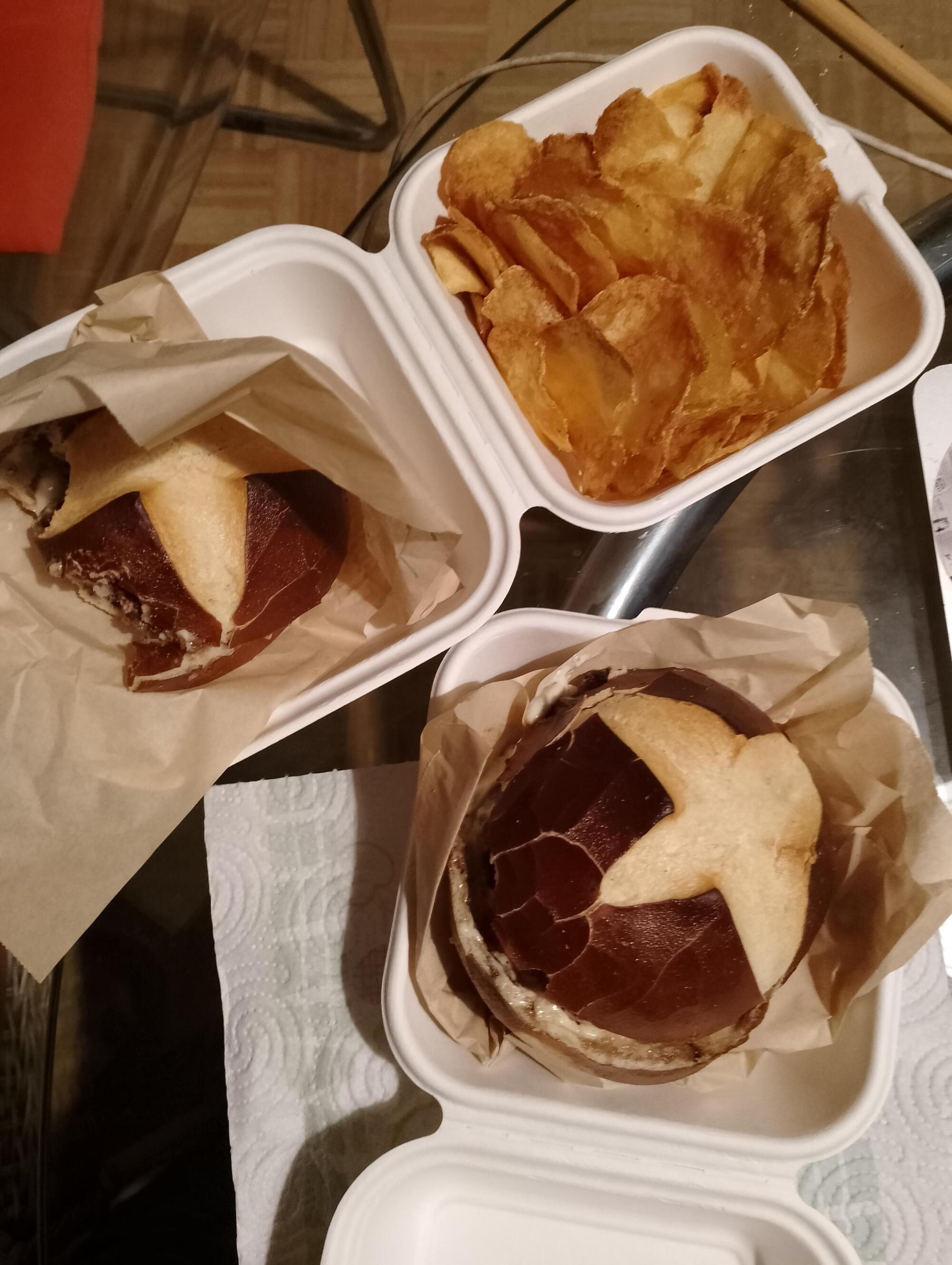 La nostra prova degli hamburger di Quintalino a Milano