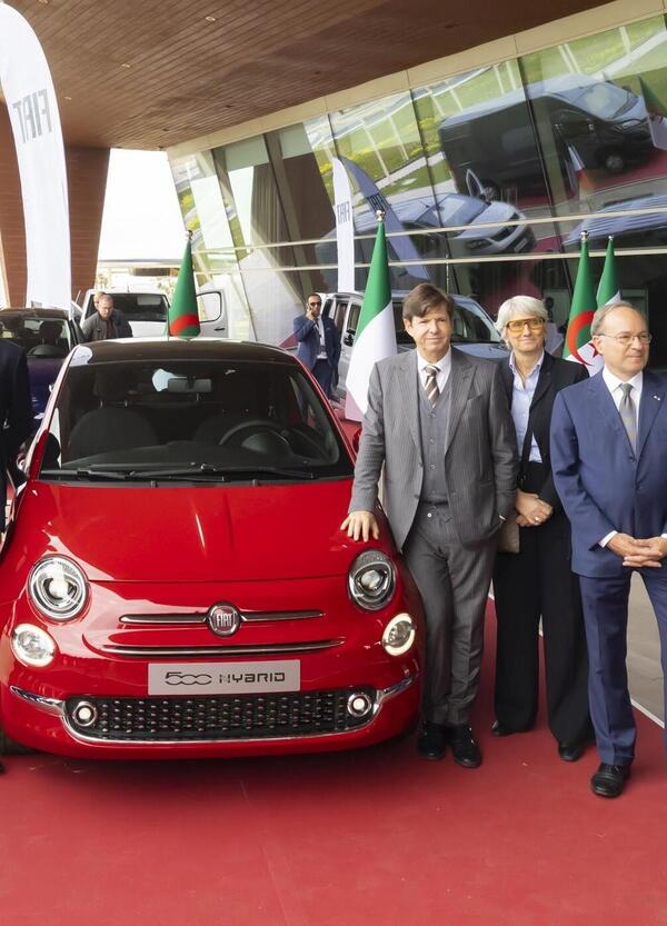 Fiat (Stellantis) in Algeria, ma quanto fa ridere il viceministro del made in Italy che inaugura lo stabilimento in Africa?