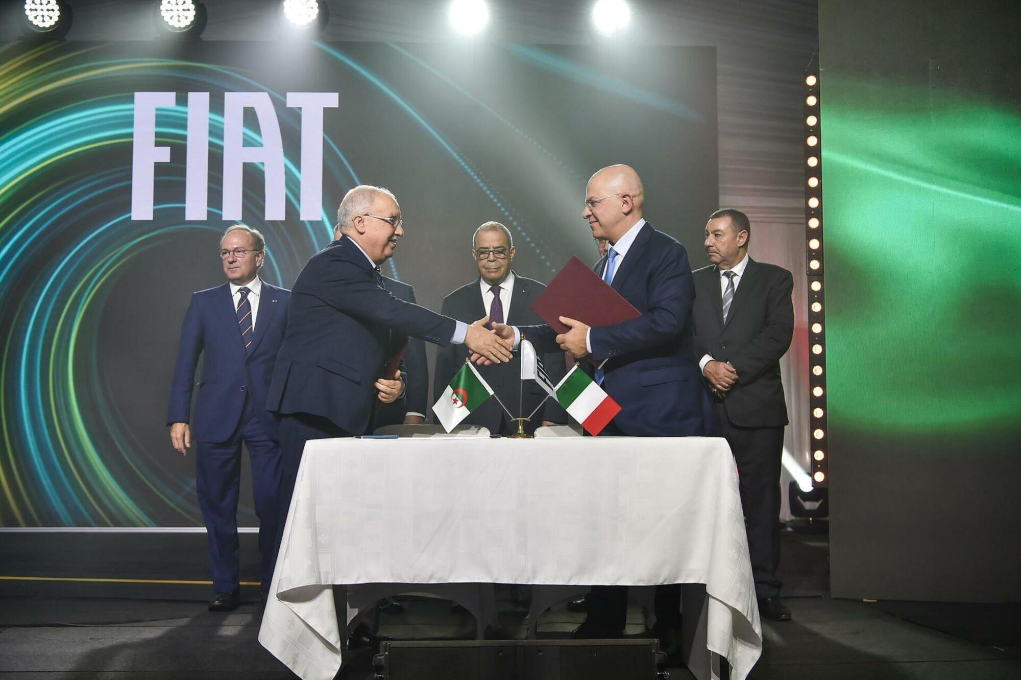 La cerimonia per Fiat in Algeria