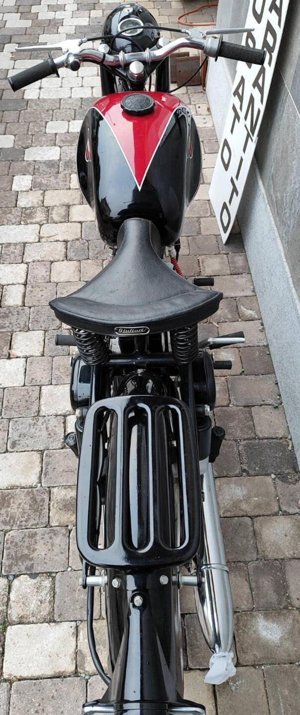 Gilera 150 sport (2)