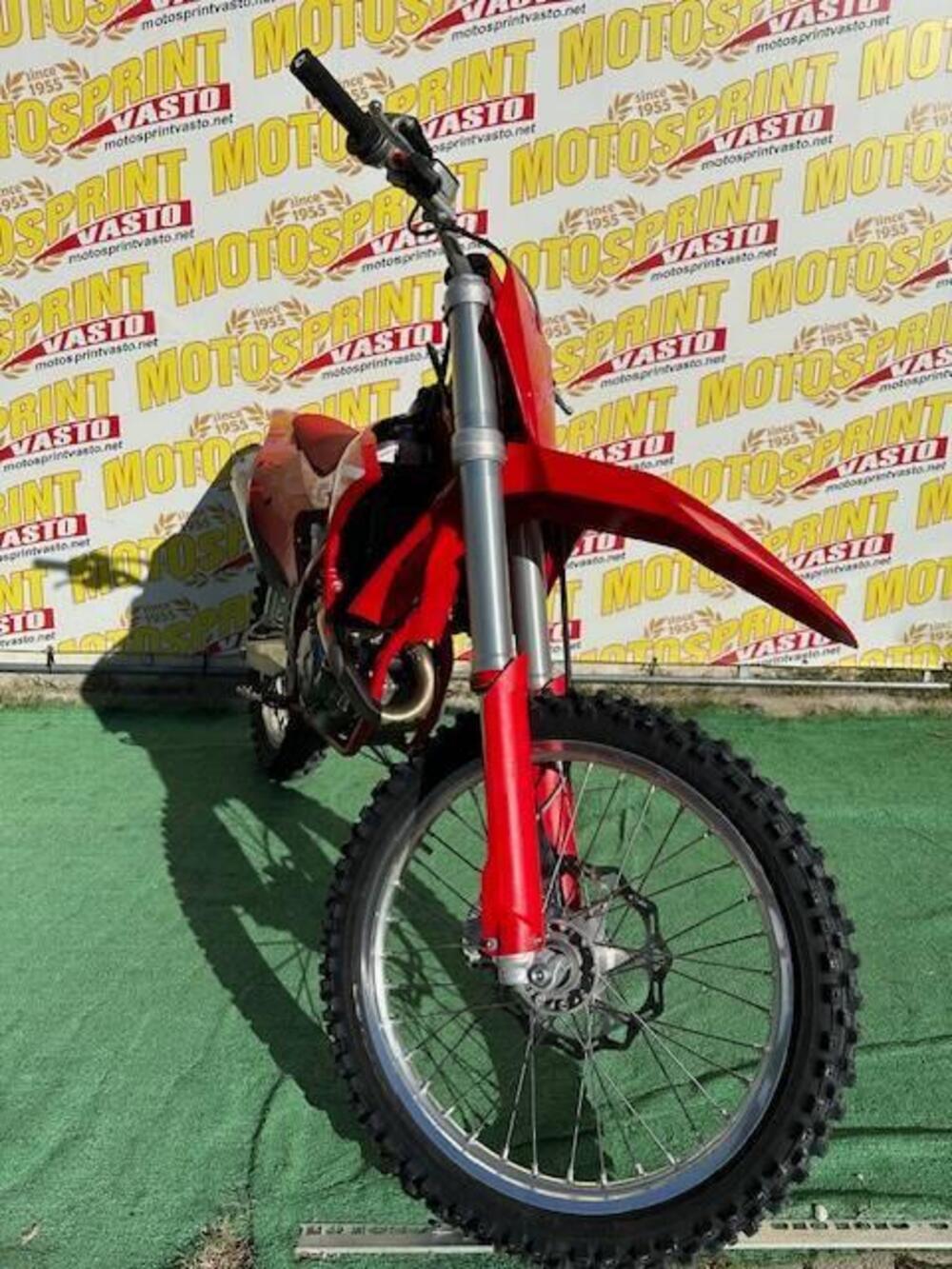 GASGAS MC 350 F (2023) (2)