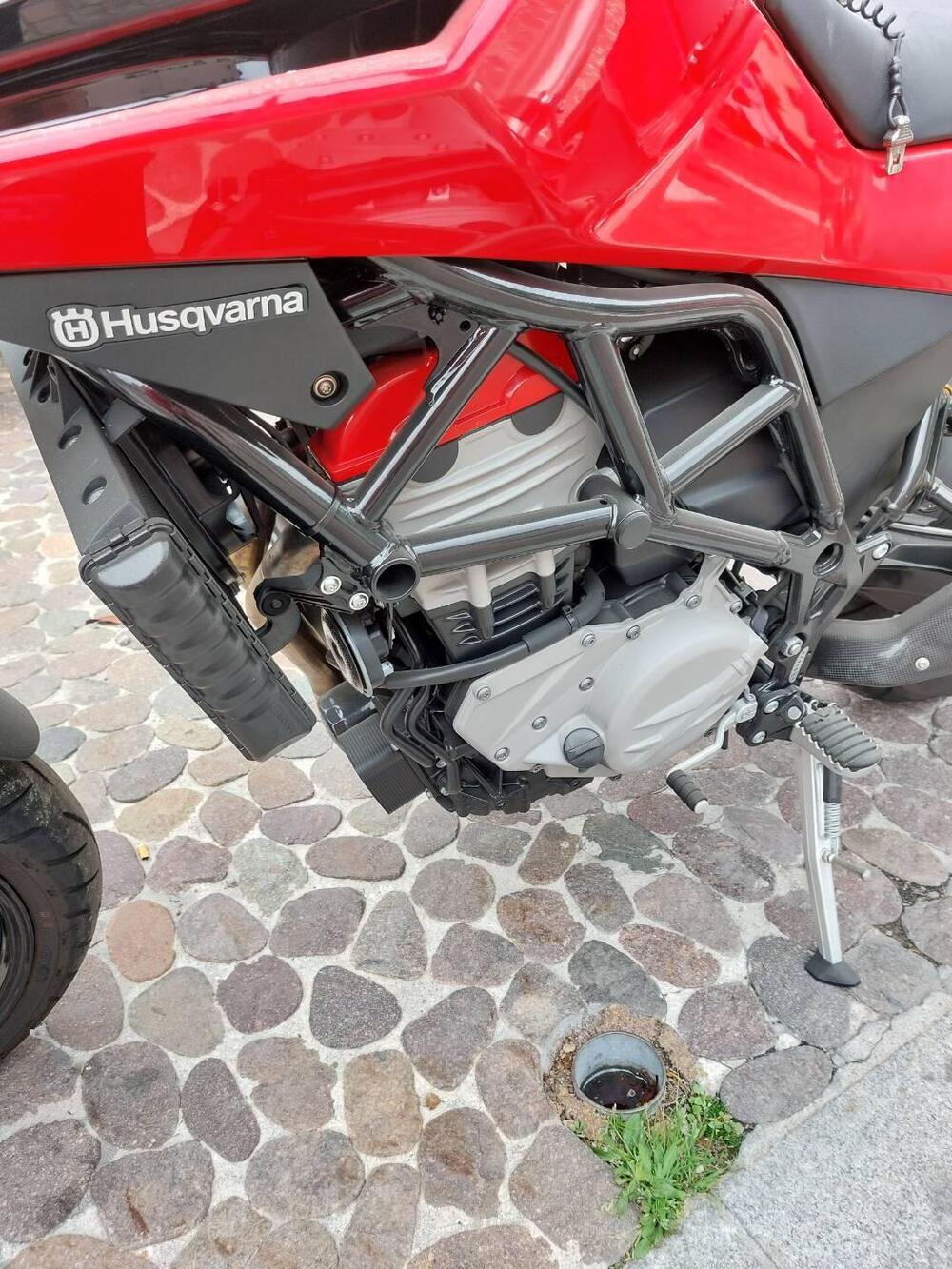 Husqvarna Nuda 900 R (2011 - 13) (10)