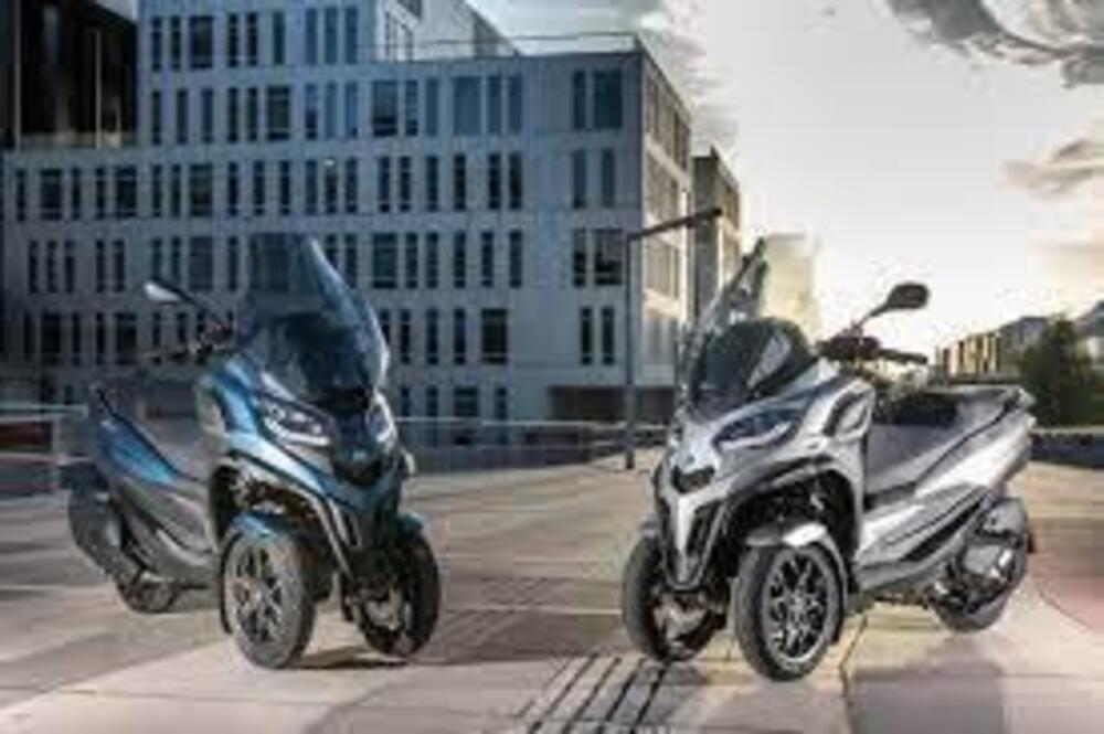 Piaggio MP3 530 Hpe Exclusive (2025)