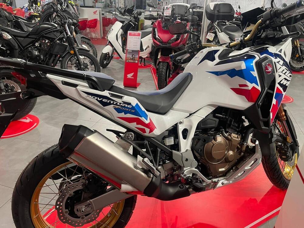 Honda Africa Twin CRF 1100L Adventure Sports (2024 - 25) (4)