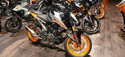 KTM 125 Duke (2021 - 23) usata