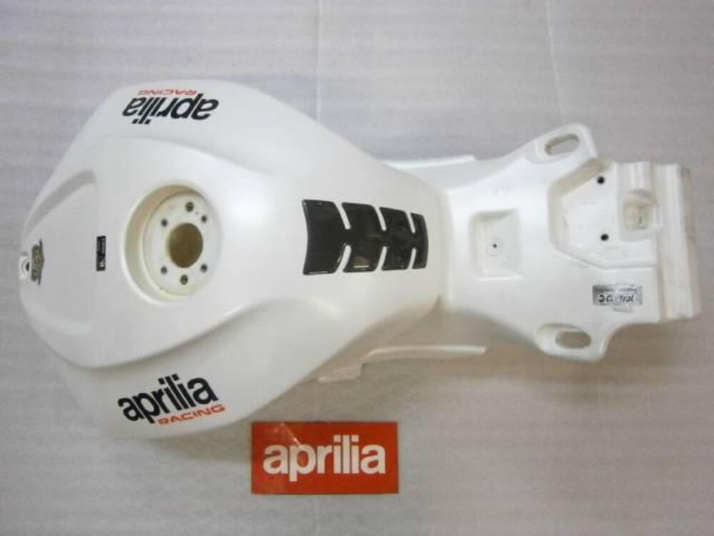 SERBATOIO TUONO V4 Euro 5 Aprilia