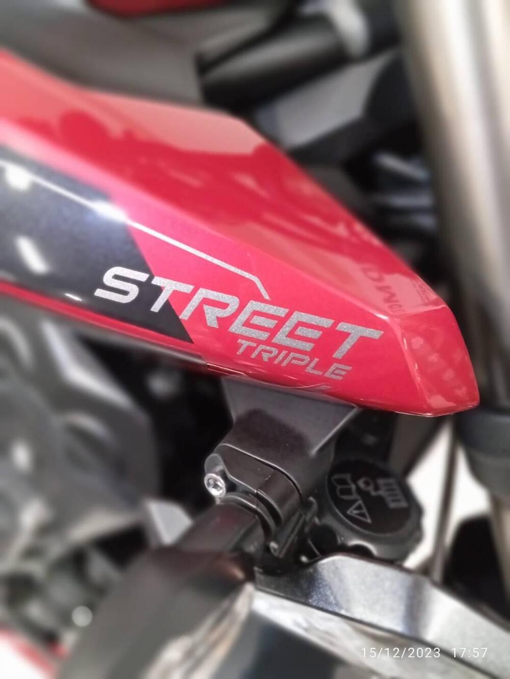 Triumph Street Triple 765 RS (2023 - 25) (9)