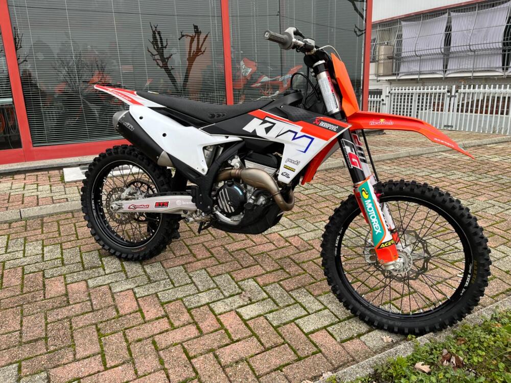 KTM 250 SX-F (2023) (2)