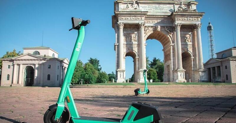 6 mila monopattini e oltre 15 mila bici, ecco come cambia la flotta in sharing a Milano