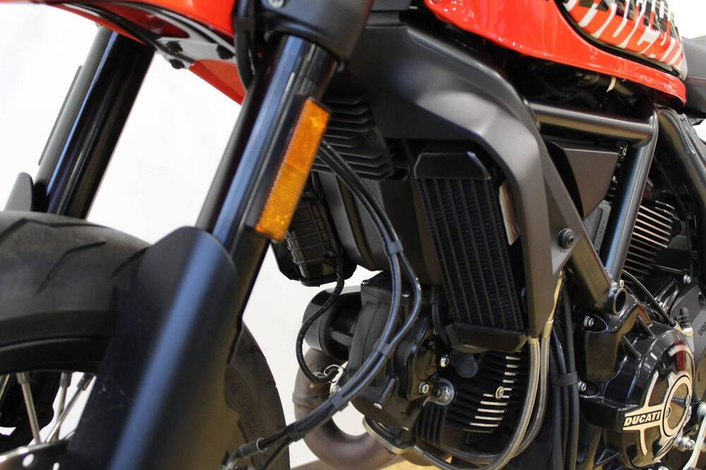 Ducati Scrambler 800 Urban Motard (2022) (6)