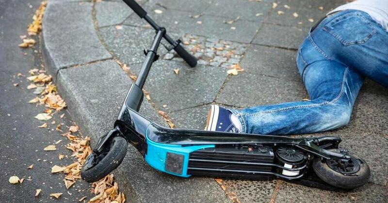 Se guidi ubriaco il monopattino elettrico non rischi la patente. Ecco spiegato il motivo