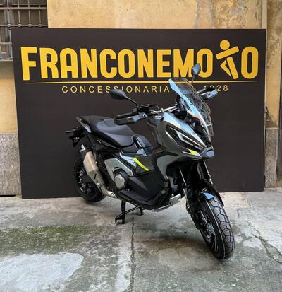 Honda X-ADV 750 (2025) nuova