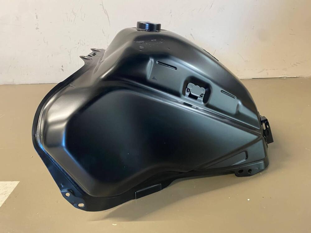 SERBATOIO TENERE' 700 Yamaha (2)