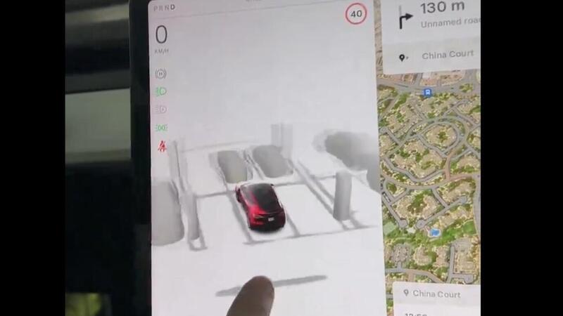 Tesla: il regalo di Natale ai clienti &egrave; la vista a volo d&#039;uccello [VIDEO]