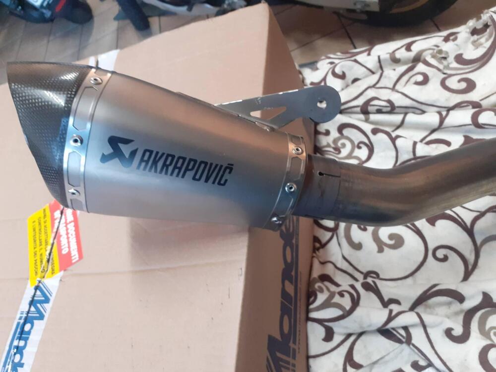 Scarico completo bmw s1000rt Akrapovic (2)