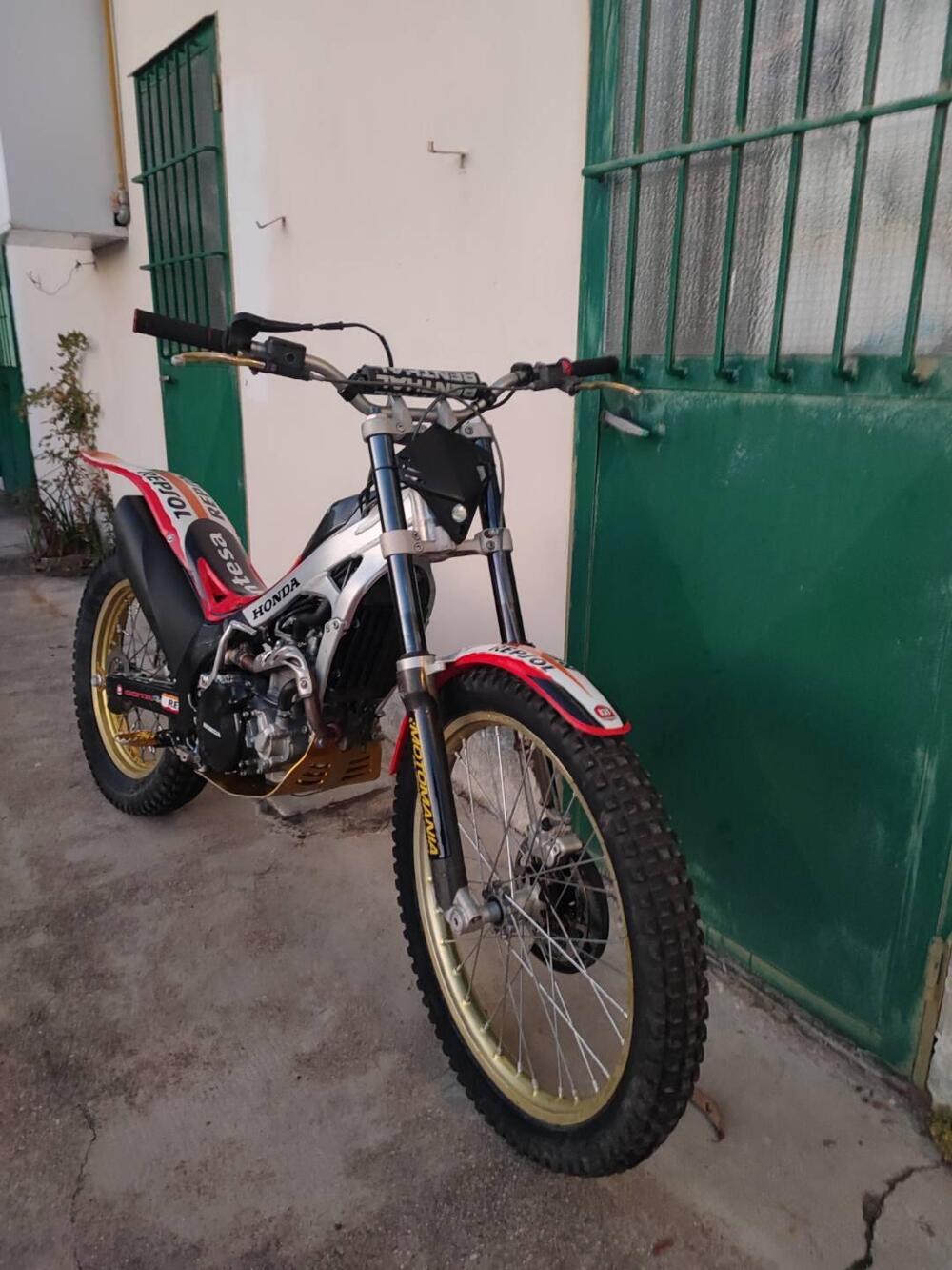 Montesa Cota 315 R4 (2003 - 05) (3)